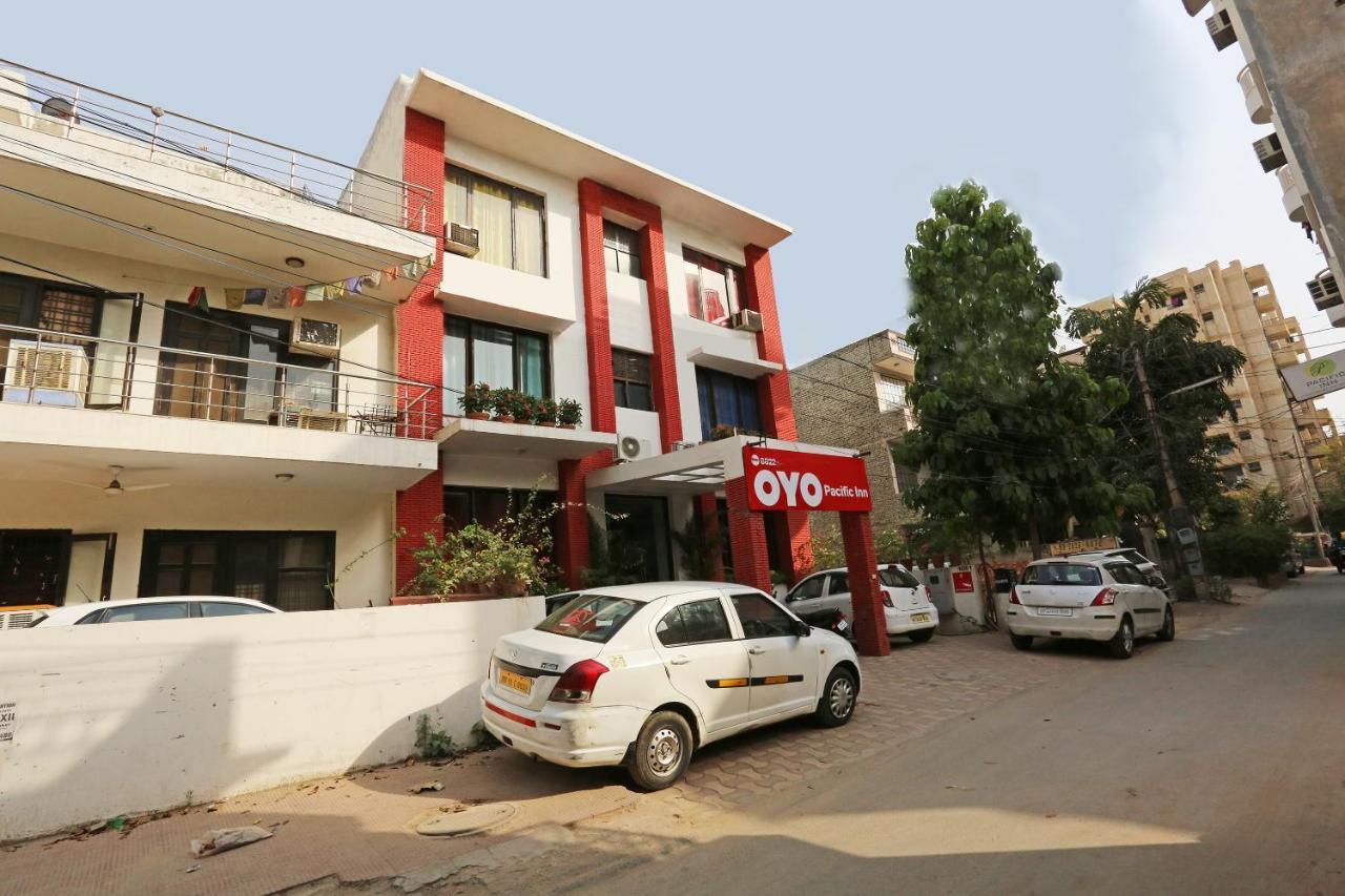 Oyo 8822 Sector 31 Hotel Gurgaon Exterior photo